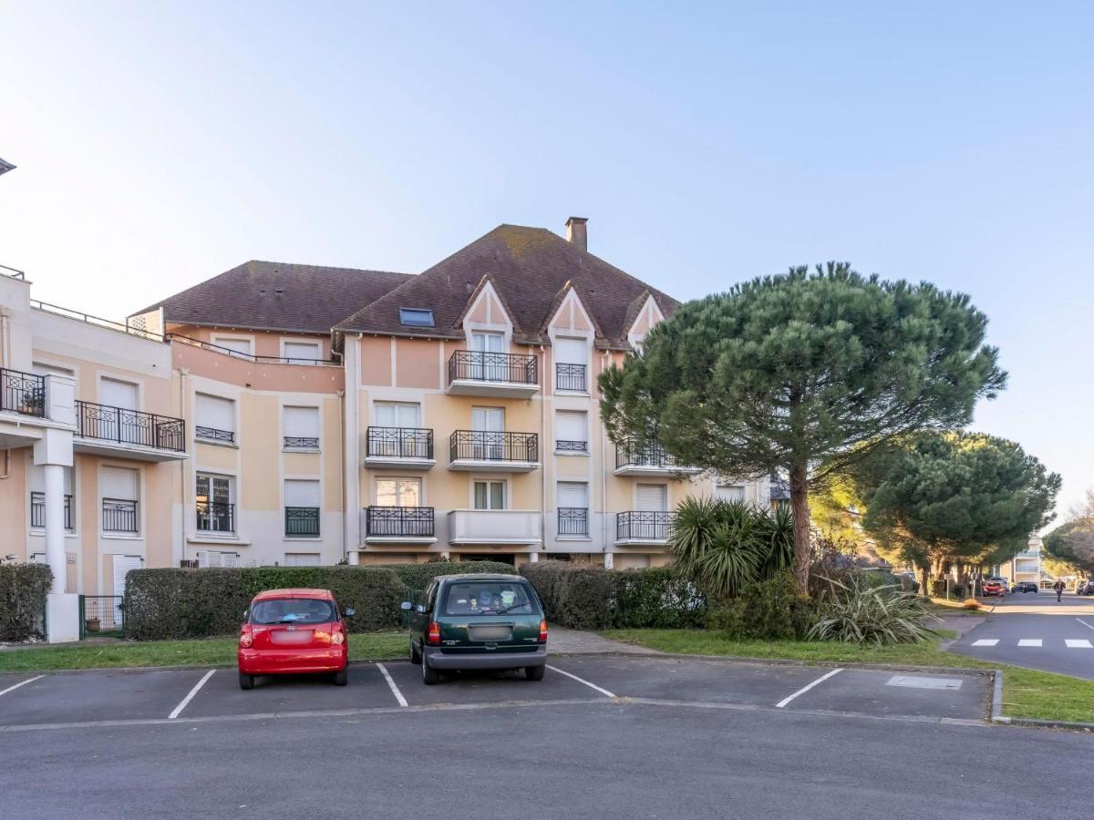 Apartment Les Marines 1 Et 2-7 By Interhome Cabourg Eksteriør billede